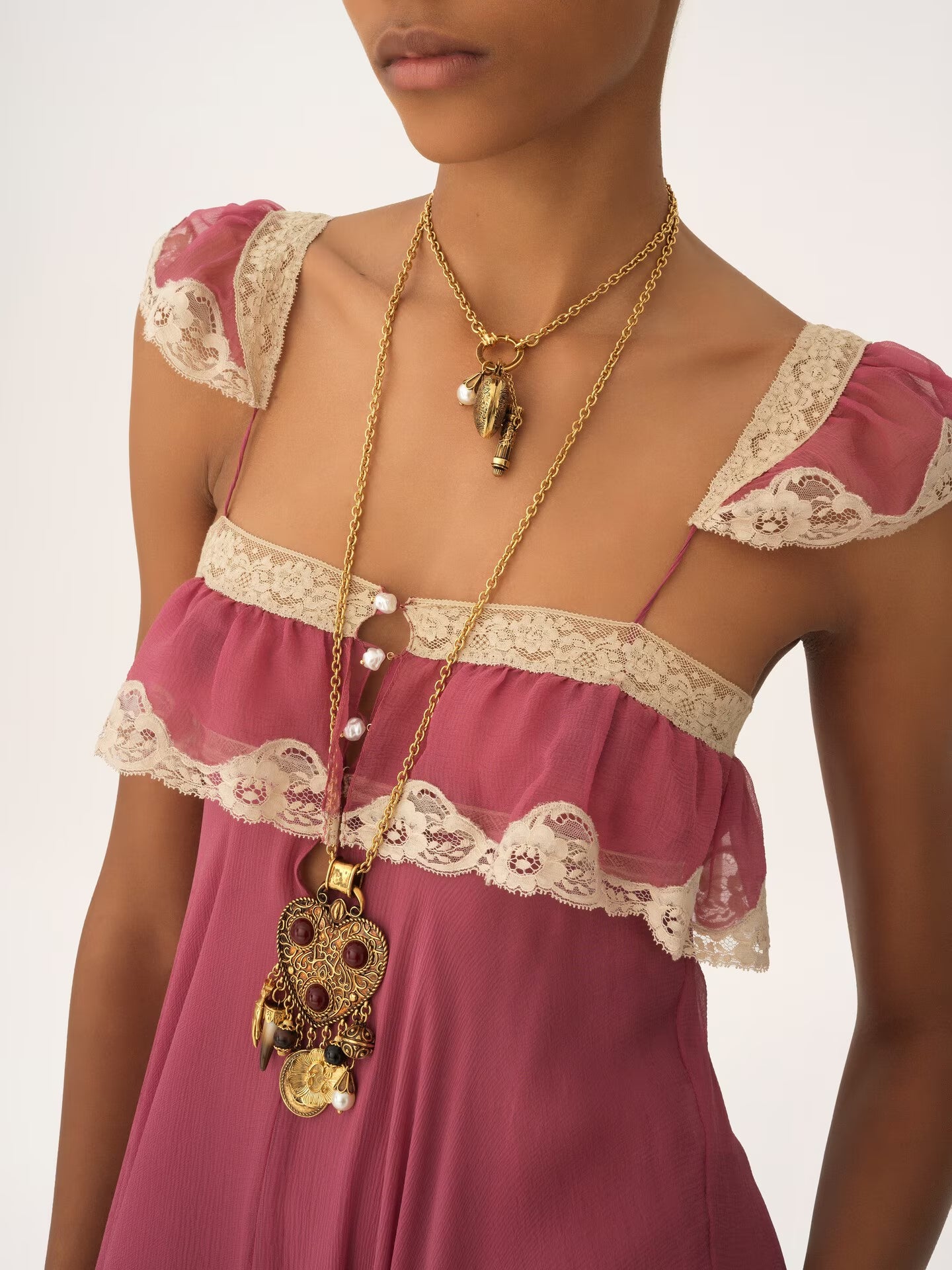 Fluid long dress in silk mousseline & lace